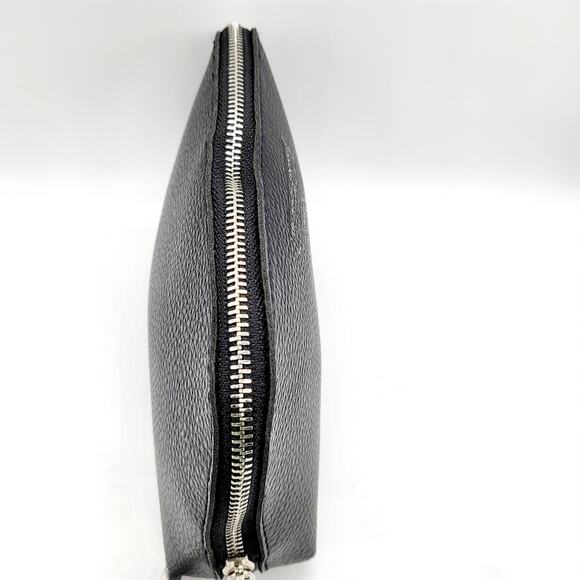 The White Company Exclusively for British Airways Black Mini Travel Pouch - Picture 3 of 10